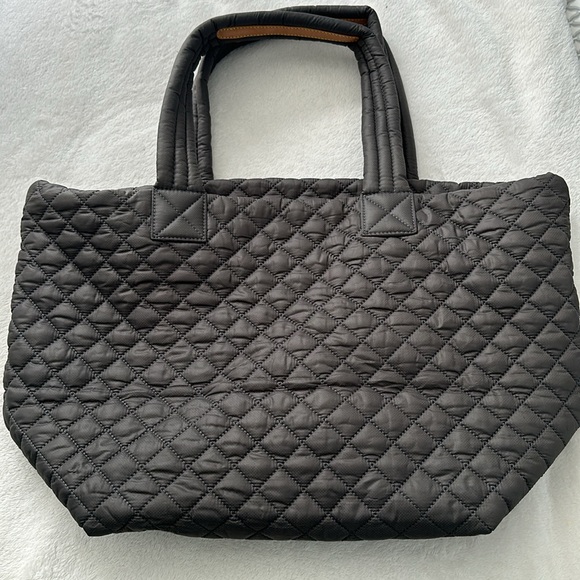 MZ Wallace - lightly used tote (Medium) - Picture 4 of 6